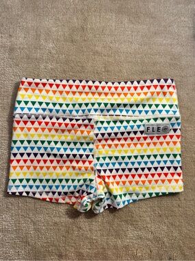Fleo pride shorts